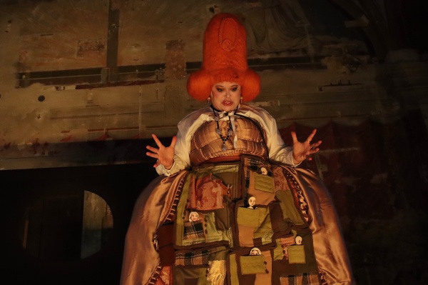 Rezavá Anna aneb Zač je toho kost!